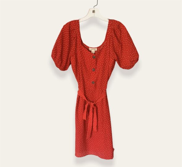 vestido rojo con cinto
